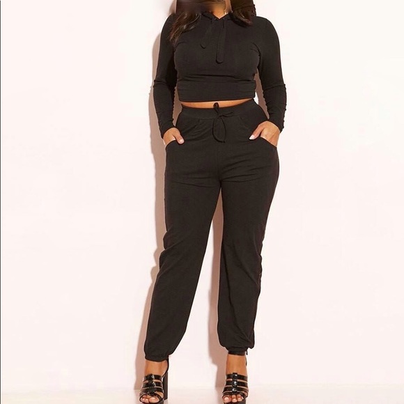 Clothing - 2 Piece Set - Picture 2 of 4